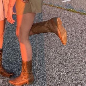Size 8 cowboy boots